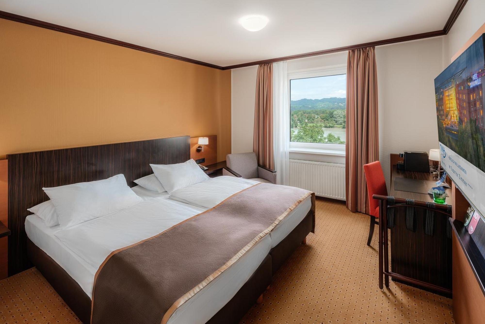 לינץ Trans World Hotel Donauwelle מראה חיצוני תמונה