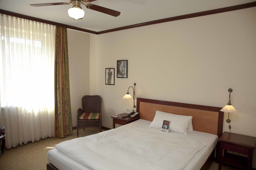 לינץ Trans World Hotel Donauwelle מראה חיצוני תמונה